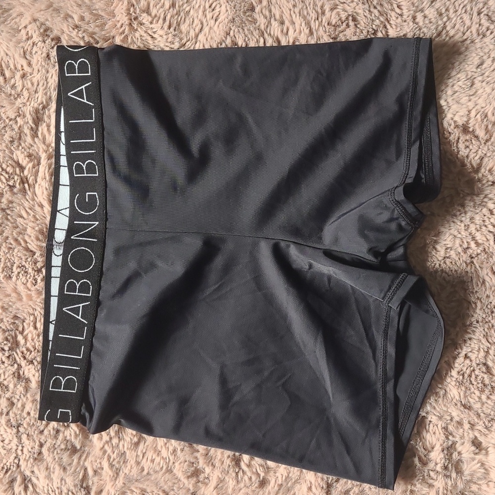 Billabong active/surf shorts
